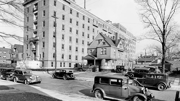 Historical Cleveland Clinic photo.