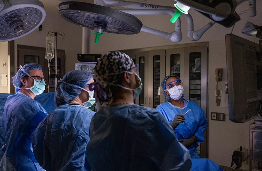 Cleveland Clinic caregivers performing a hernia surgery.