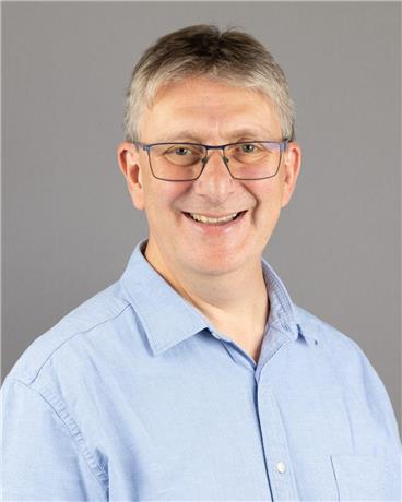 Dr Simon Woldman photo