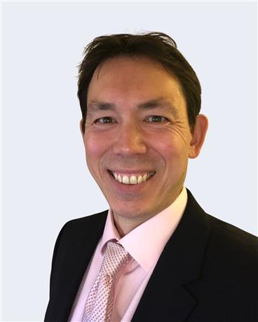 Dr James Evans photo